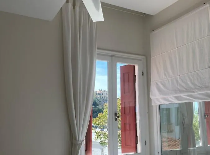 Apartment Sidestory *