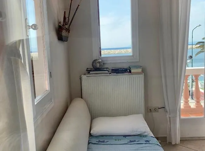 Sidestory Apartment *