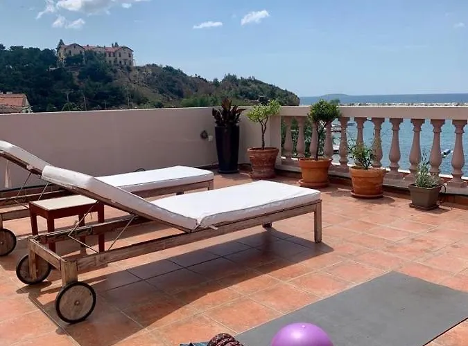 Sidestory Apartment *